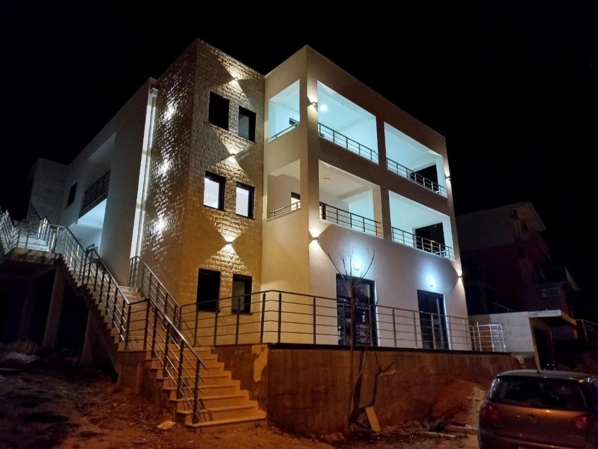 Xhan Apartments Ulcinj Esterno foto