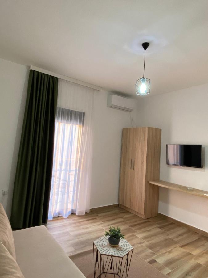 Xhan Apartments Ulcinj Esterno foto