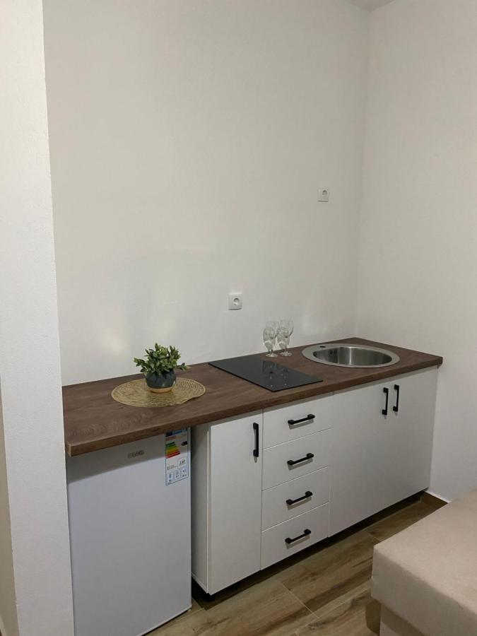 Xhan Apartments Ulcinj Esterno foto