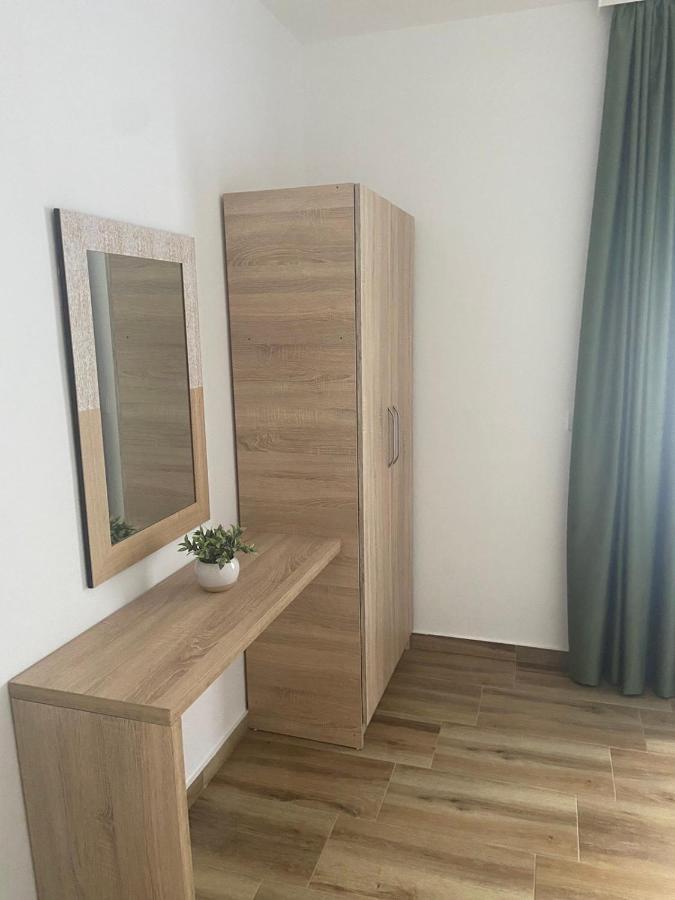 Xhan Apartments Ulcinj Esterno foto